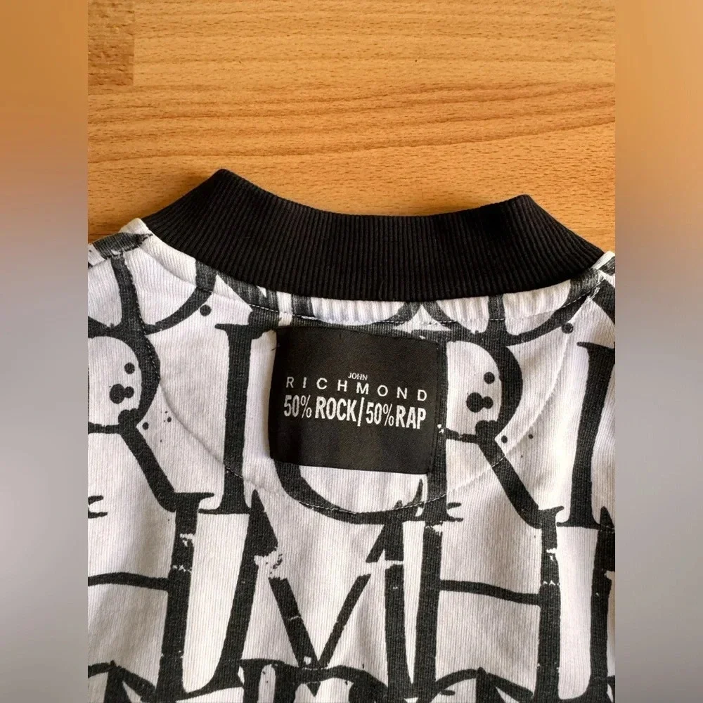 Boys Richmond Zip Sweatshirt And Zara Hoodie Shorts Size 8-9
